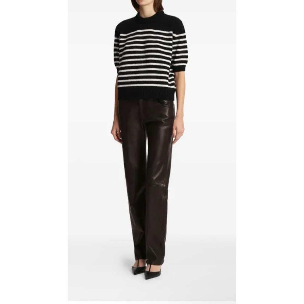 KHAITE Davin Striped Sweater. Crafted in Italy from 100% luxurious cashmere. - Picture 2 of 5